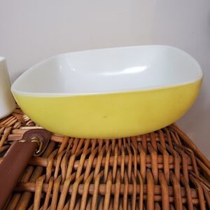 Vintage Pyrex White and Yellow Bowl